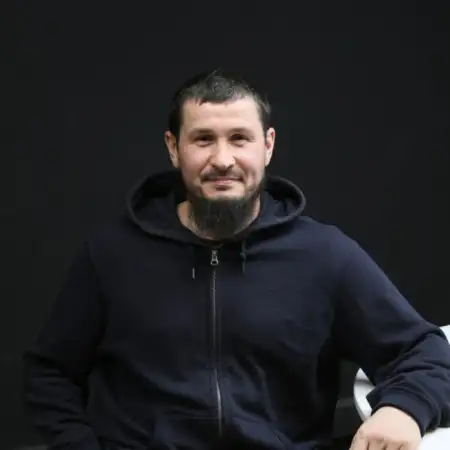 Азат, 48Россия
