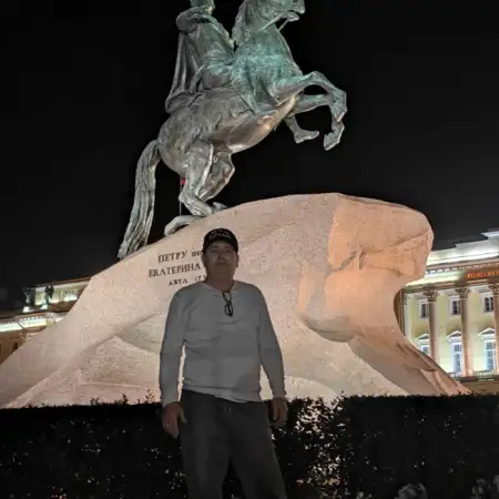 Салим, 36 Россия