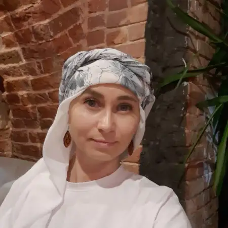 Энже, 43Россия