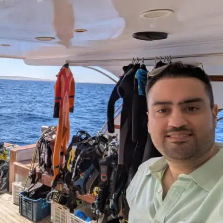 Hosam, 40Саудовская Аравия 