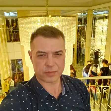 Роман, 46Россия 