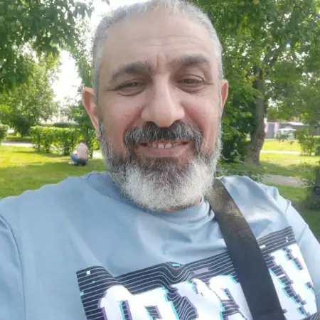 Мохамед, 52 Россия