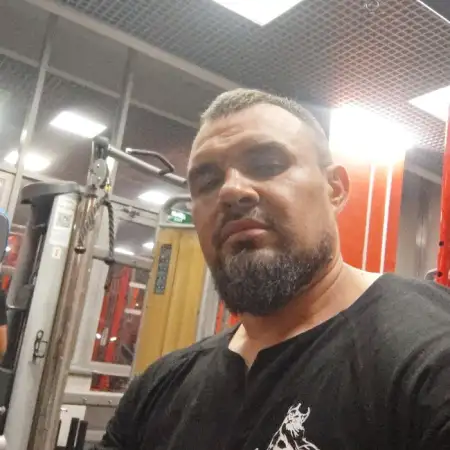 Нияз, 40Россия