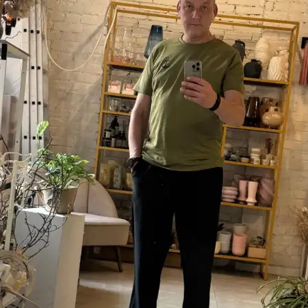 Дамир, 44Россия 
