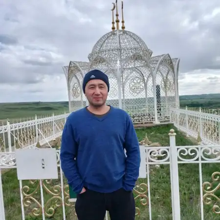 Айдар, 44Россия 