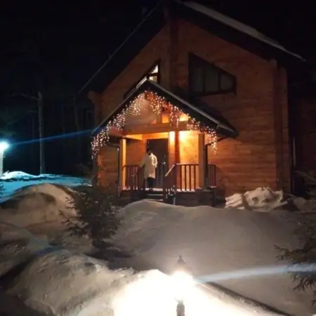 Шамс, 42Россия