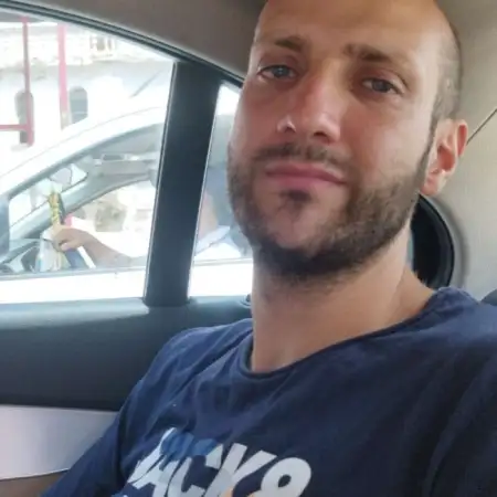Mehdi, 31Бельгия