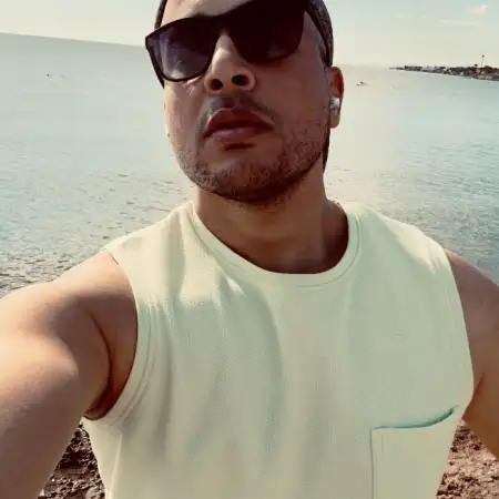 Mohamed, 33Египет