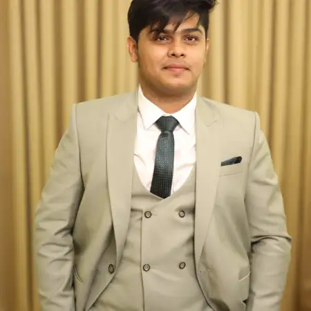 Aamir, 30США