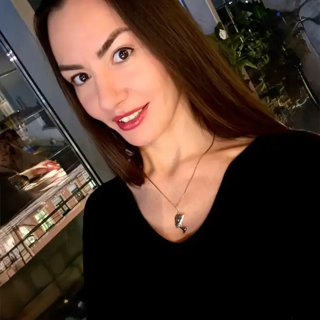 Алина