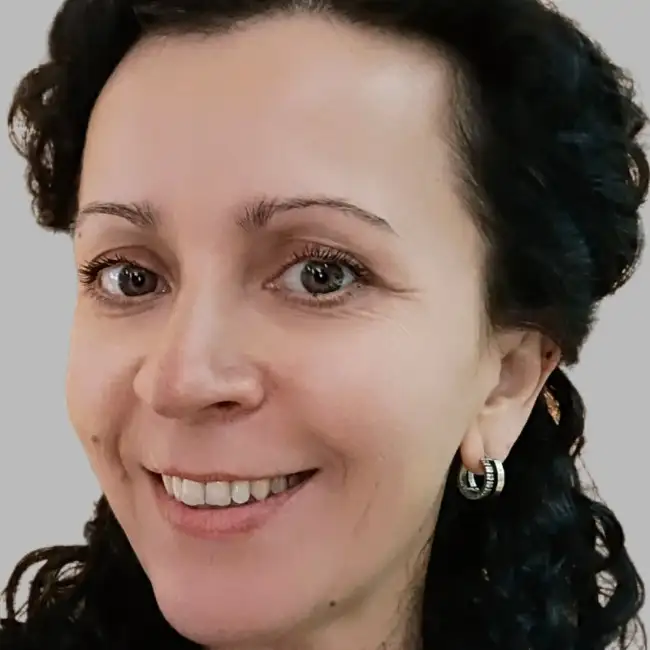 Liliya, 46