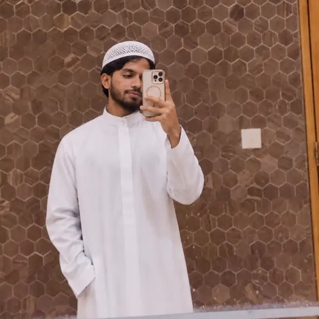 Abdul, 27