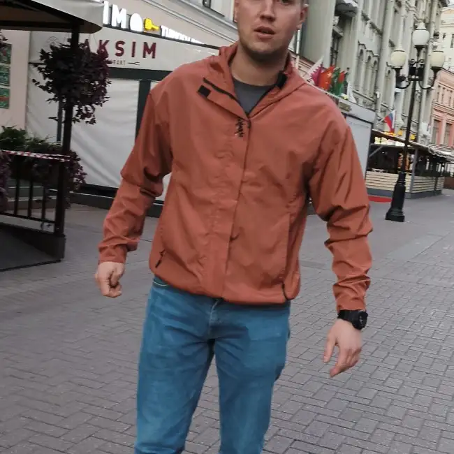 Раис, 31